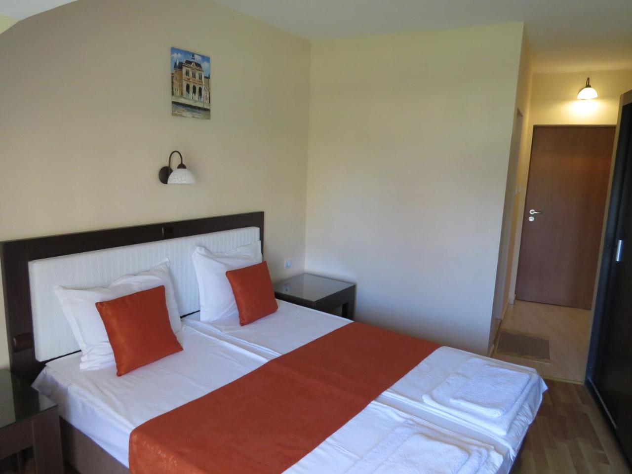 Family Hotel Dayana Beach Синеморец Экстерьер фото