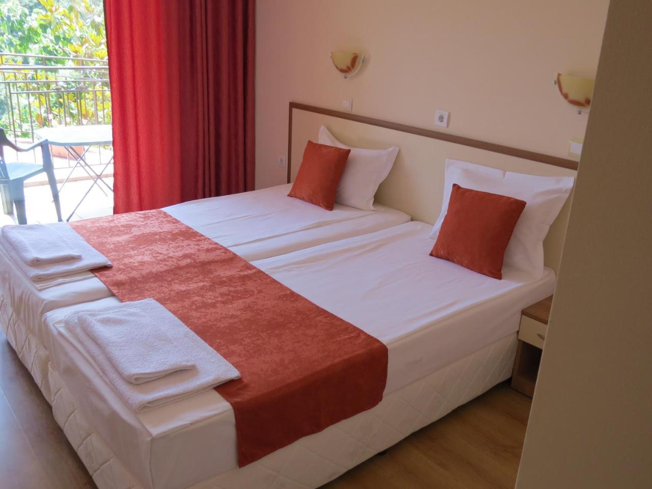 Family Hotel Dayana Beach Синеморец Экстерьер фото